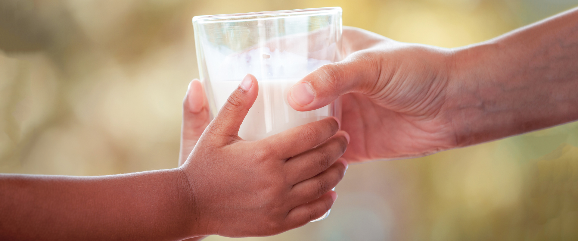 اهمیت شیر غنی‌شده در رژیم غذایی کودکان