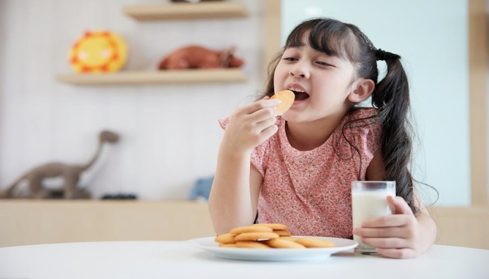 بررسی ترکیبات نوتری بیسکویت